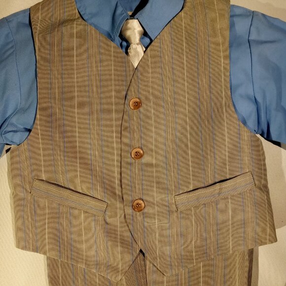Boys 4 piece set  Size 4  Shirt  Vest  Tie  Dress Pants   Gray Pattern  Blue NWT - Picture 5 of 11